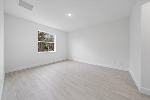 House in St. Lucie, Florida 4 bedrooms, 164.9 sq.m. № 2083544 - photo 16