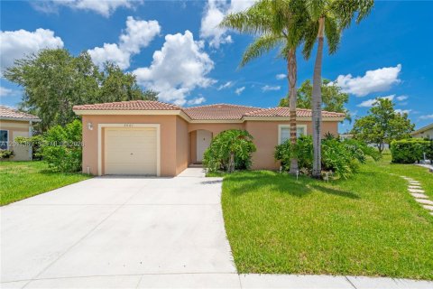 Casa en Miramar, Florida 3 dormitorios, 154.5 m2 № 2171094