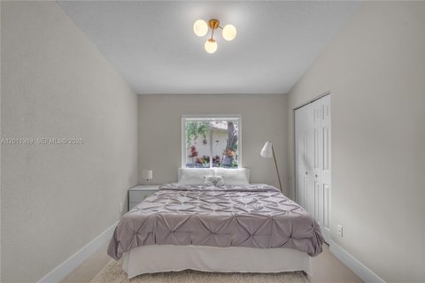 Casa en venta en Miramar, Florida, 3 dormitorios, 154.5 m2 № 2171094 - foto 24