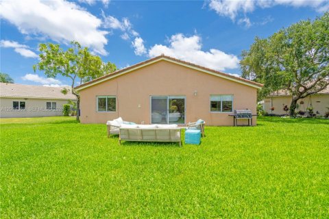 Casa en venta en Miramar, Florida, 3 dormitorios, 154.5 m2 № 2171094 - foto 28