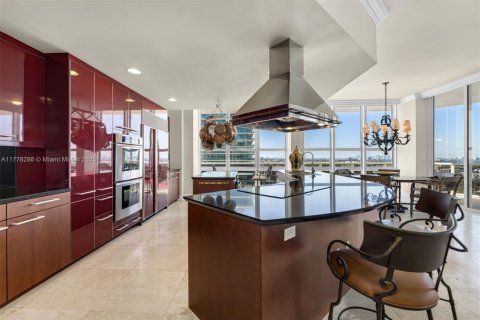Condo in Bal Harbour, Florida, 4 bedrooms  № 1868498 - photo 4