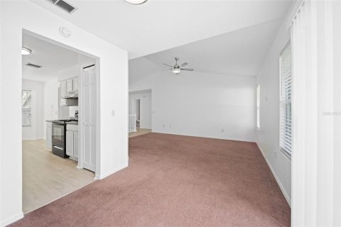 Copropriété à vendre à Orlando, Floride: 2 chambres, 112.04 m2 № 2372843 - photo 14