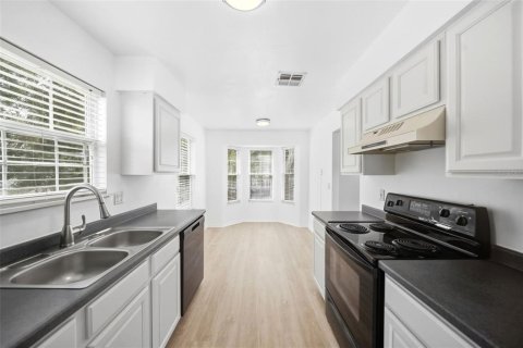 Copropriété à vendre à Orlando, Floride: 2 chambres, 112.04 m2 № 2372843 - photo 9