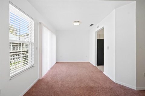 Copropriété à vendre à Orlando, Floride: 2 chambres, 112.04 m2 № 2372843 - photo 15