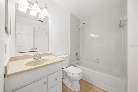 Copropriété à vendre à Orlando, Floride: 2 chambres, 112.04 m2 № 2372843 - photo 23
