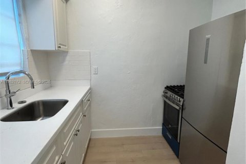 Apartment in Miami Beach, Florida 38.55 sq.m. № 2043317 - photo 3