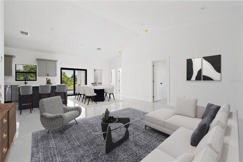 Villa ou maison à vendre à Cape Coral, Floride: 4 chambres, 154.03 m2 № 2166302 - photo 9