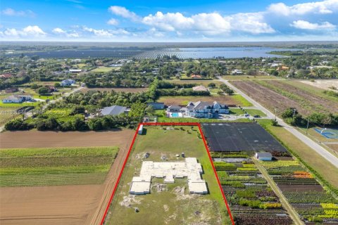 Villa ou maison à vendre à Homestead, Floride: 5 chambres № 2009484 - photo 12
