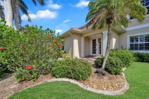 Condo in Punta Gorda, Florida, 3 bedrooms № 2209334 - photo 3
