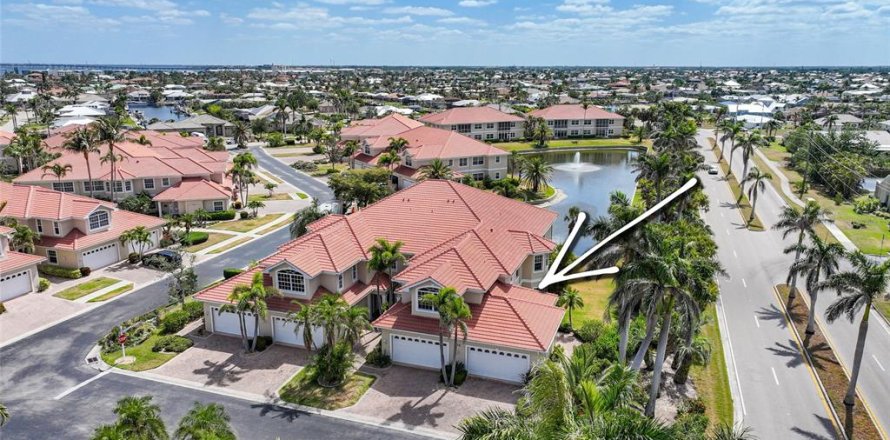 Condo in Punta Gorda, Florida, 3 bedrooms № 2209334
