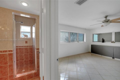 Villa ou maison à vendre à North Miami, Floride: 3 chambres, 129.04 m2 № 1922911 - photo 27