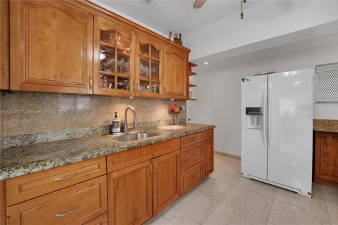 Villa ou maison à vendre à North Miami, Floride: 3 chambres, 129.04 m2 № 1922911 - photo 19