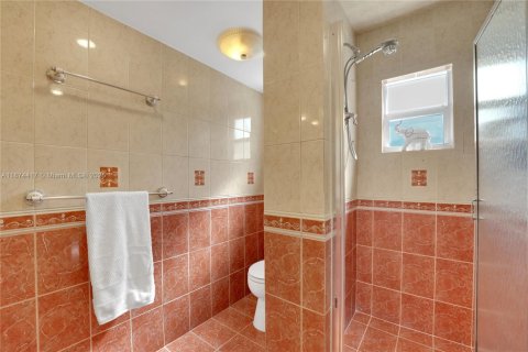 Villa ou maison à vendre à North Miami, Floride: 3 chambres, 129.04 m2 № 1922911 - photo 28