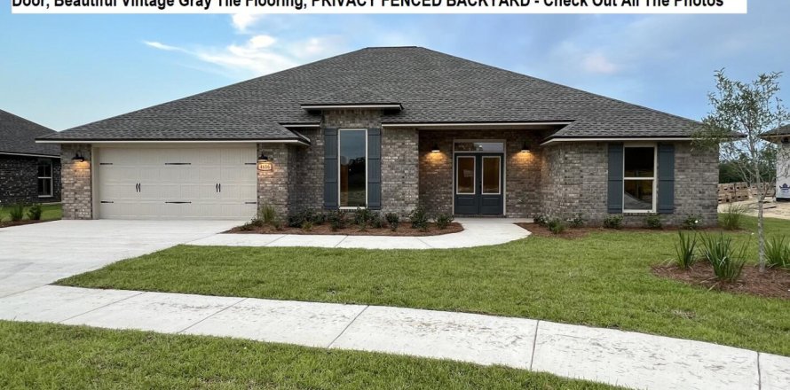 Casa en Crestview, Florida 4 dormitorios, 219.16 m2 № 590291