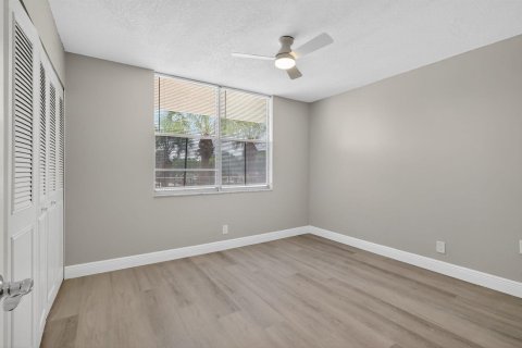 Condo in Delray Beach, Florida, 2 bedrooms  № 2078489 - photo 21