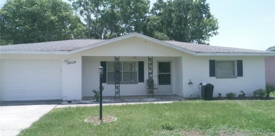 Villa ou maison à Inverness, Floride 2 chambres, 91.23 m2 № 1742571