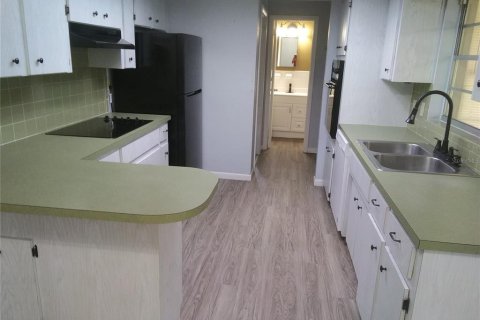 Villa ou maison à louer à Inverness, Floride: 2 chambres, 91.23 m2 № 1742571 - photo 7