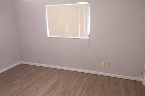 Villa ou maison à louer à Inverness, Floride: 2 chambres, 91.23 m2 № 1742571 - photo 13