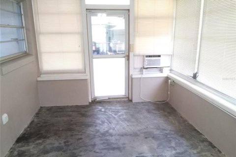 Villa ou maison à louer à Inverness, Floride: 2 chambres, 91.23 m2 № 1742571 - photo 21