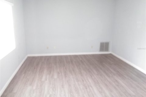 Villa ou maison à louer à Inverness, Floride: 2 chambres, 91.23 m2 № 1742571 - photo 3