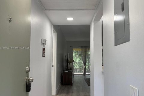 Condo in Coconut Creek, Florida, 1 bedroom  № 1854822 - photo 25