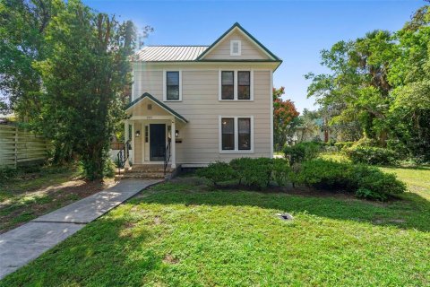 Casa en DeLand, Florida 3 dormitorios, 158.49 m2 № 2127738