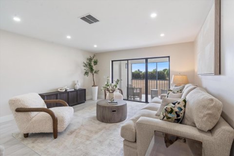 Condo in Boynton Beach, Florida, 2 bedrooms  № 2086854 - photo 4