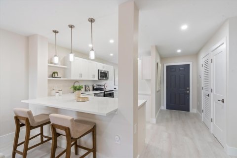 Condo in Boynton Beach, Florida, 2 bedrooms  № 2086854 - photo 5