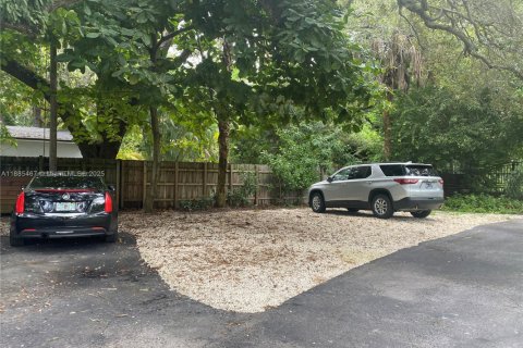 Villa ou maison à louer à North Miami, Floride: 1 chambre, 60.39 m2 № 1931674 - photo 21