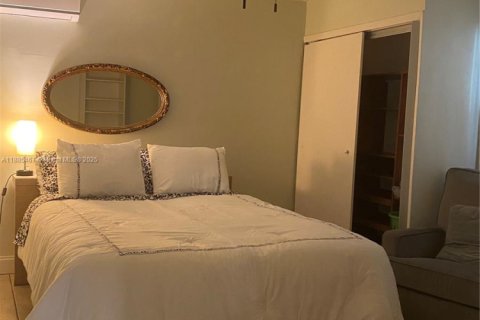 Villa ou maison à louer à North Miami, Floride: 1 chambre, 60.39 m2 № 1931674 - photo 10