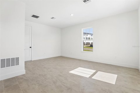Touwnhouse à vendre à Winter Garden, Floride: 3 chambres, 171.5 m2 № 2428690 - photo 15