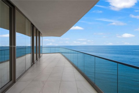 Copropriété à vendre à Sunny Isles Beach, Floride: 4 chambres, 288.83 m2 № 1857358 - photo 2