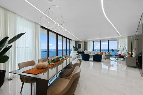 Copropriété à vendre à Sunny Isles Beach, Floride: 4 chambres, 288.83 m2 № 1857358 - photo 3
