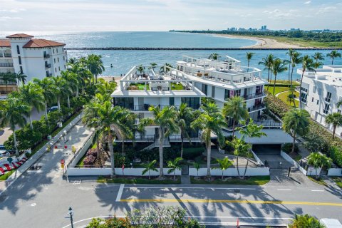 Condo in Palm Beach Shores, Florida, 2 bedrooms № 2087661 - photo 27