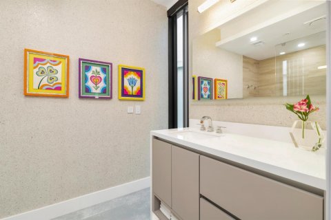 Condo in Palm Beach Shores, Florida, 2 bedrooms № 2087661 - photo 22