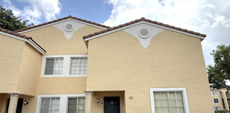 Townhouse in West Palm Beach, Florida 3 bedrooms, 125.23 sq.m. № 2178956