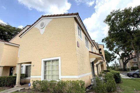 Townhouse in West Palm Beach, Florida 3 bedrooms, 125.23 sq.m. № 2178956 - photo 2