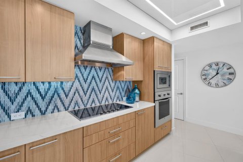 Copropriété à vendre à Pompano Beach, Floride: 2 chambres, 184.23 m2 № 2431326 - photo 11