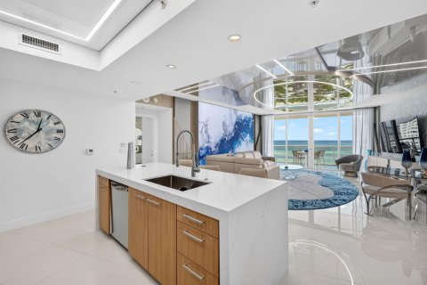Copropriété à vendre à Pompano Beach, Floride: 2 chambres, 184.23 m2 № 2431326 - photo 8