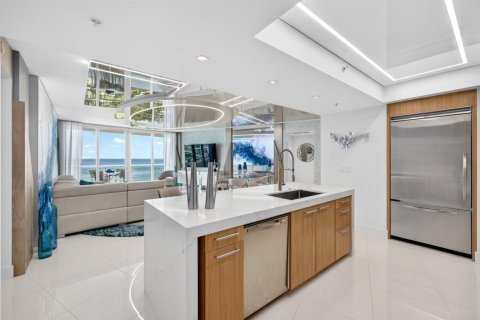 Copropriété à vendre à Pompano Beach, Floride: 2 chambres, 184.23 m2 № 2431326 - photo 9