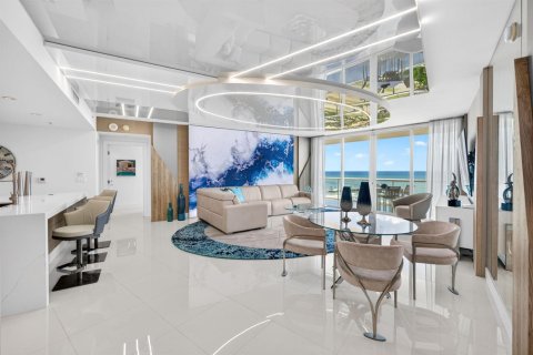 Copropriété à vendre à Pompano Beach, Floride: 2 chambres, 184.23 m2 № 2431326 - photo 2