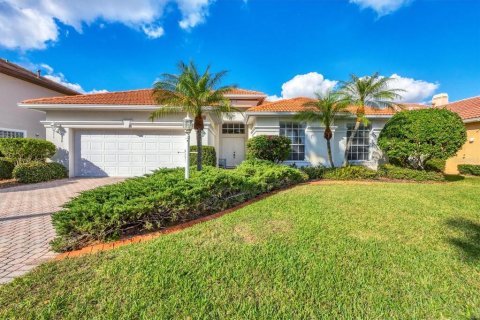 House in Lakewood Ranch, Florida 3 bedrooms, 176.42 sq.m. № 1734902 - photo 1