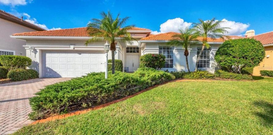House in Lakewood Ranch, Florida 3 bedrooms, 176.42 sq.m. № 1734902