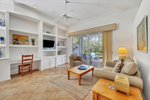 House in Lakewood Ranch, Florida 3 bedrooms, 176.42 sq.m. № 1734902 - photo 11