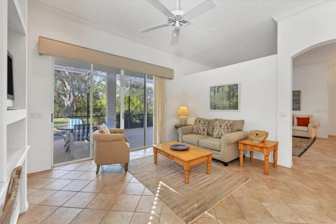 House in Lakewood Ranch, Florida 3 bedrooms, 176.42 sq.m. № 1734902 - photo 10