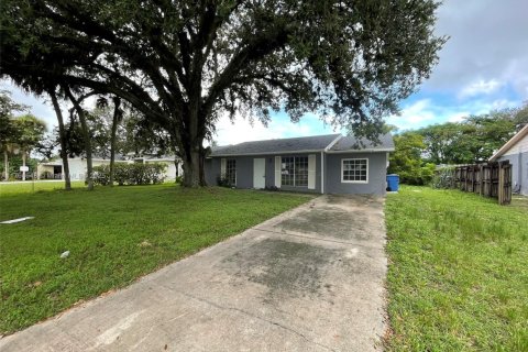House in LaBelle, Florida 4 bedrooms, 196.21 sq.m. № 1726759 - photo 9