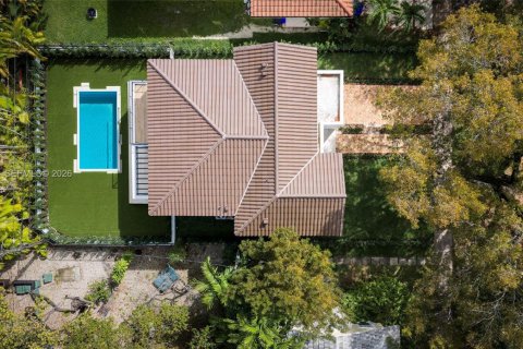 Купить виллу или дом в Корал-Гейблс, Флорида 4 спальни, № 2044790 - фото 27