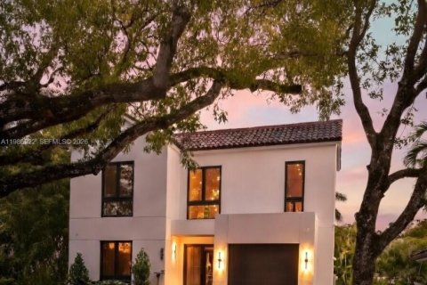 Купить виллу или дом в Корал-Гейблс, Флорида 4 спальни, № 2044790 - фото 3