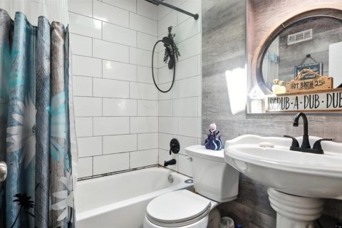 Casa en venta en Orlando, Florida, 3 dormitorios, 171.4 m2 № 1919045 - foto 14