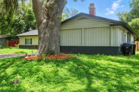 Casa en venta en Orlando, Florida, 3 dormitorios, 171.4 m2 № 1919045 - foto 2